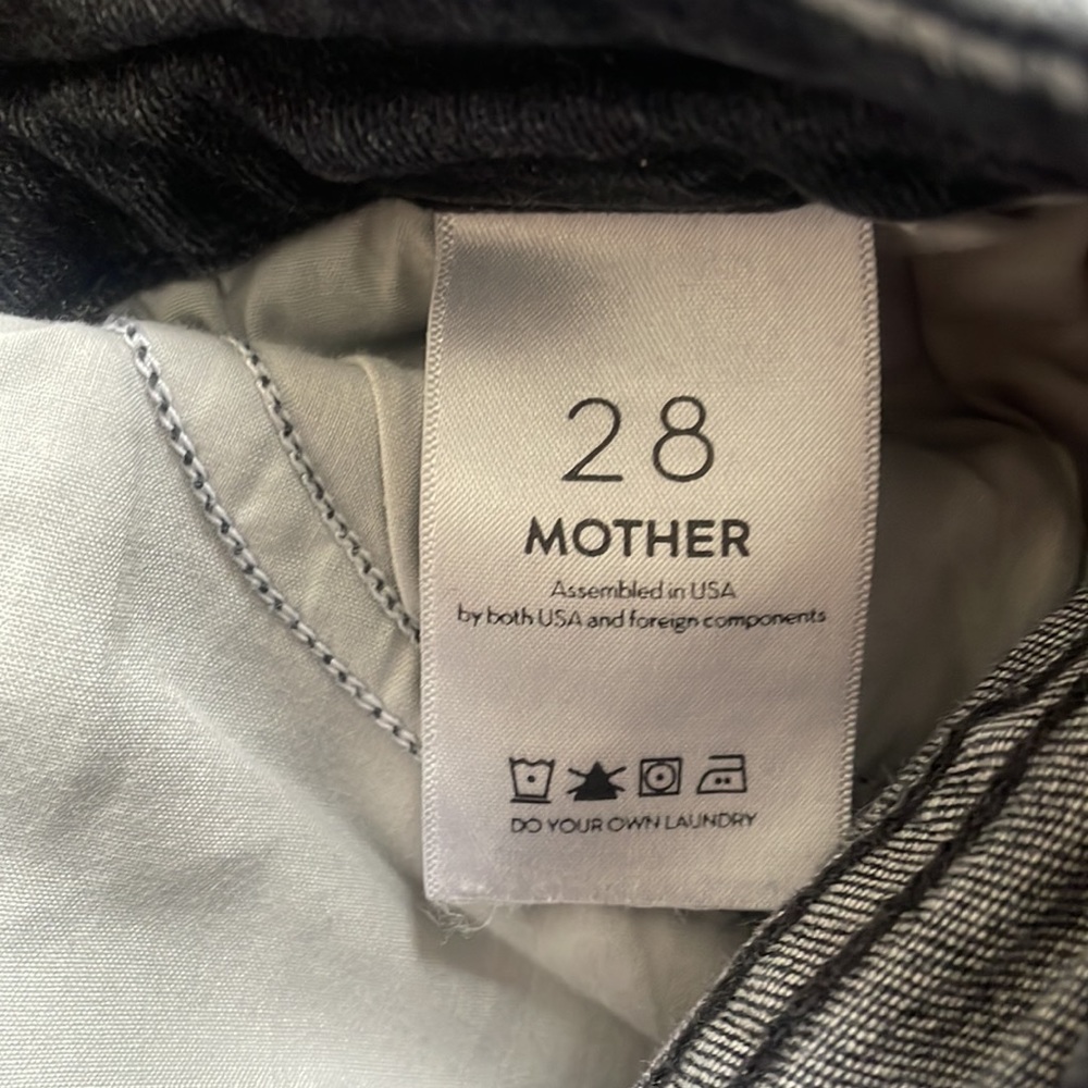 MOTHER denim, Undone Hem Looker Ankle, Black Jeans, size 28 - Picture 9 of 9